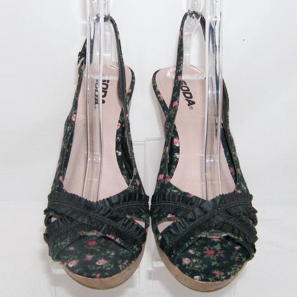 Soda 'Tiffy' floral ruffle buckle slingbacks 8.5 - Picture 7 of 8